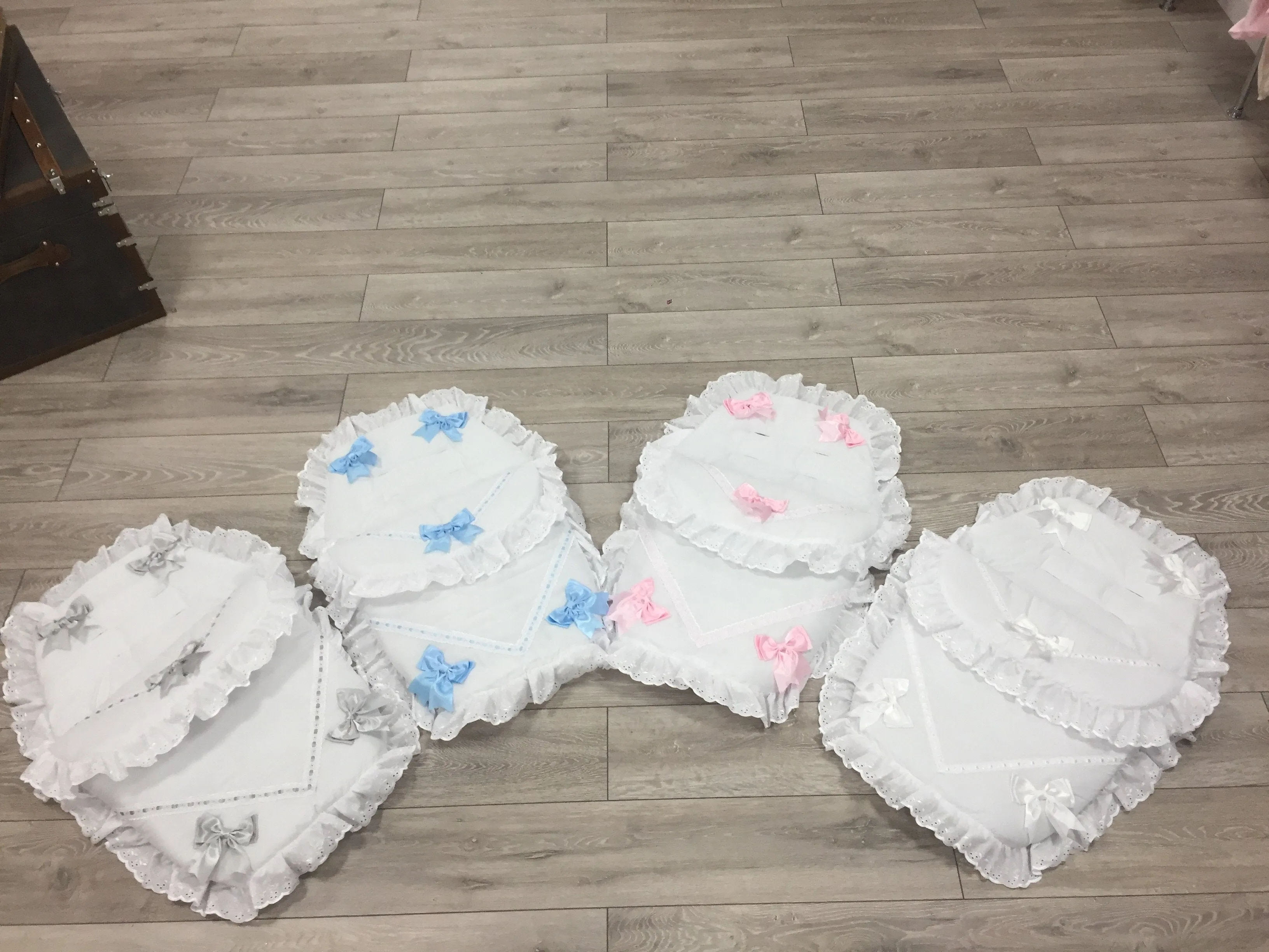Luxury Five Bow Boutique Bow Cosy Toes